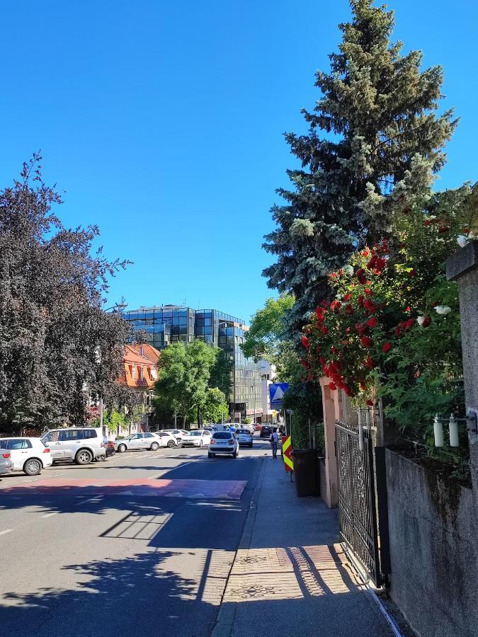 Studio Apartmani L'Art Загреб Екстериор снимка